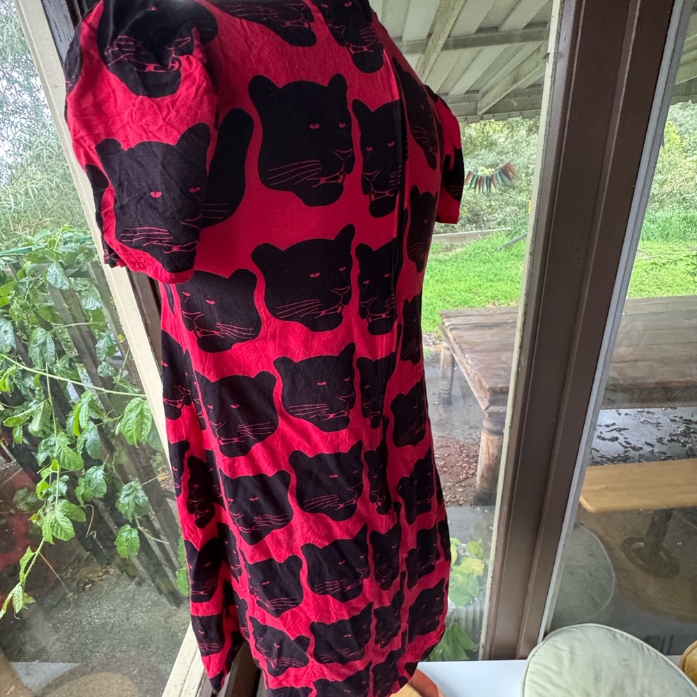 Nooworks short dress in coveted red panther print - Picture 11 of 11